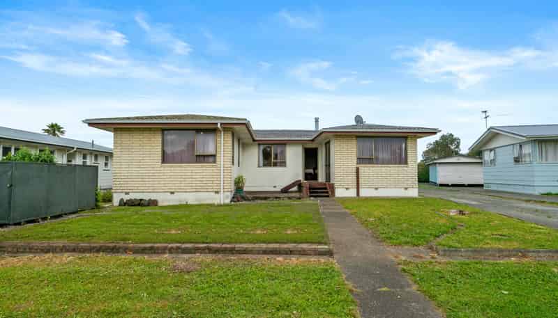 11 Cargill Street, Papakura