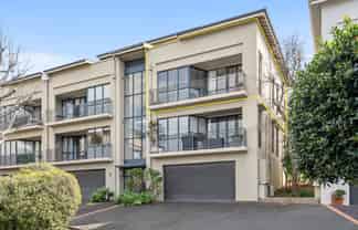 2F/5 Furneaux Way, Remuera