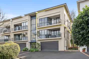 2F/5 Furneaux Way, Remuera