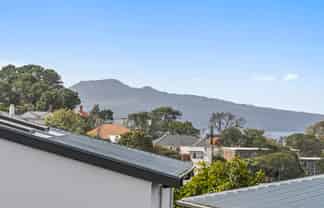 2F/5 Furneaux Way, Remuera