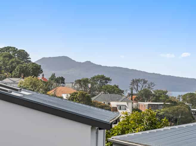2F/5 Furneaux Way, Remuera