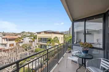 2F/5 Furneaux Way, Remuera