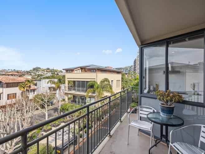 2F/5 Furneaux Way, Remuera