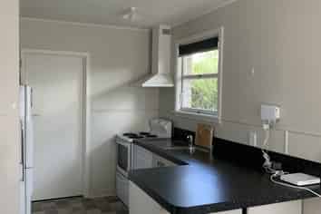 A/42 Burnett Street , Allenton