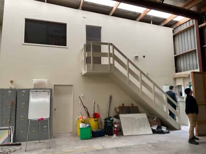 Well-Appointed unit on Newton