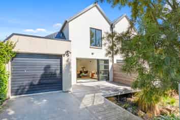 32 Eversleigh Street, Saint Albans