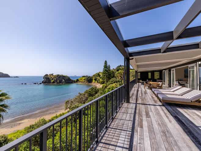 42F Mahinepua Road, Kaeo