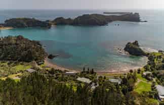 42F Mahinepua Road, Kaeo