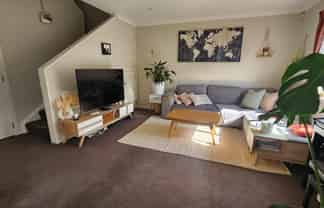 1/116 Moorefield Road, Johnsonville