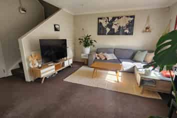 1/116 Moorefield Road, Johnsonville