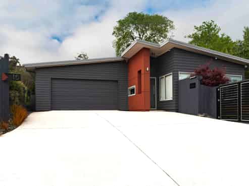 15 Sretlaw Place, Brockville