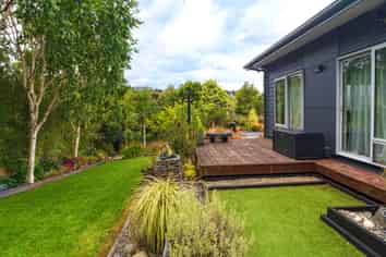15 Sretlaw Place, Brockville