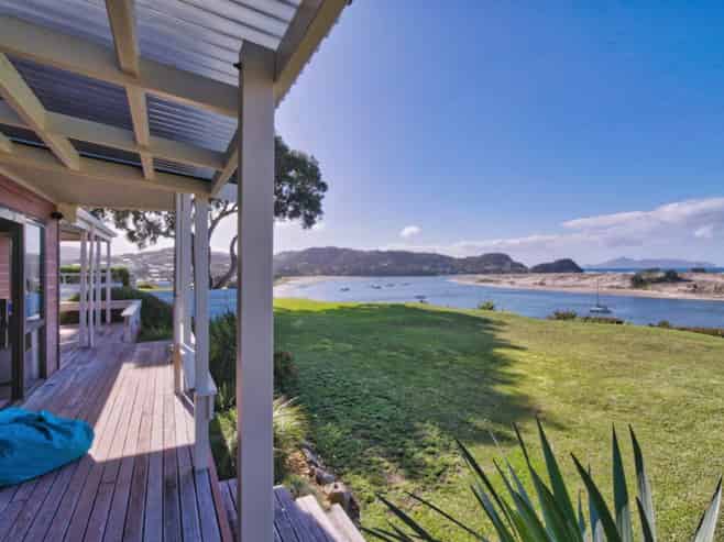 25 Robert Street, Mangawhai Heads