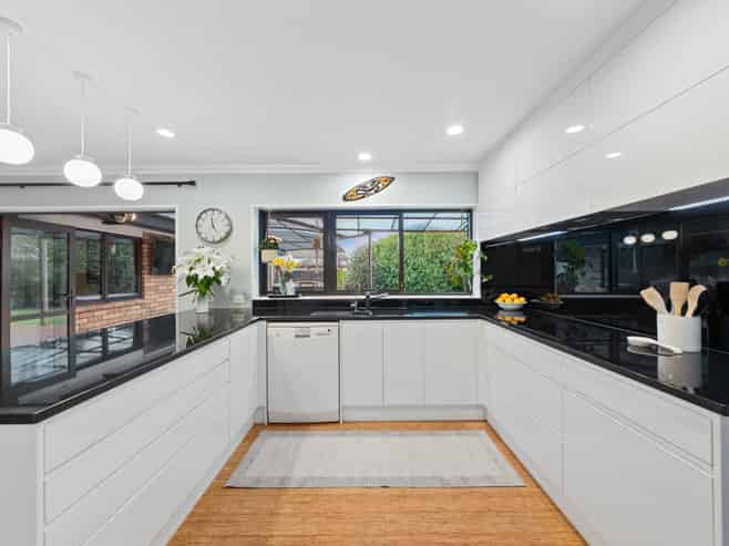 61 Rushgreen Avenue, Pahurehure