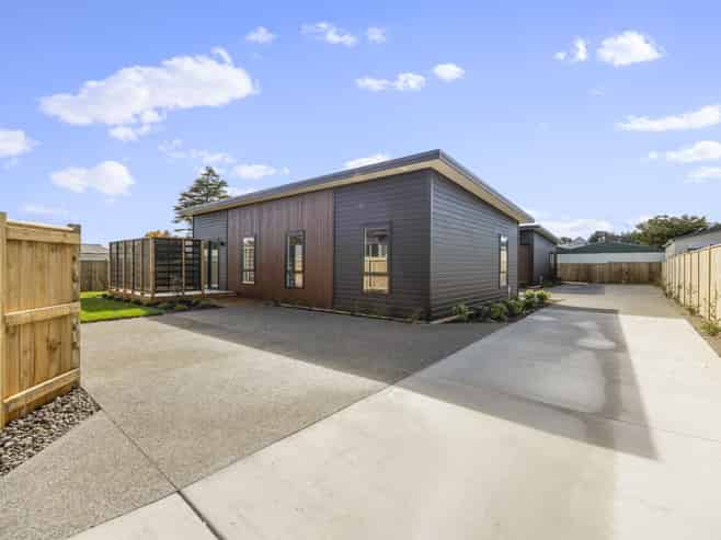 2/39 Maire Street, Inglewood