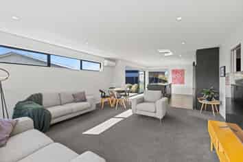 12 Kemsley Lane, Casebrook