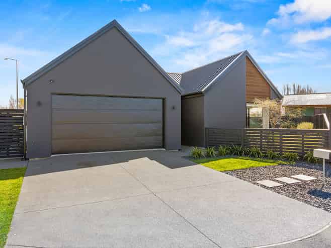 12 Kemsley Lane, Casebrook