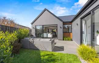 12 Kemsley Lane, Casebrook
