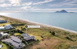 32e Ohuirehe Road, Coastlands
