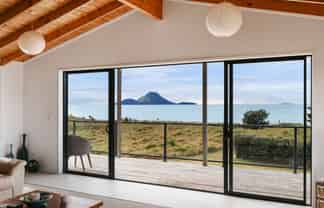 32e Ohuirehe Road, Coastlands