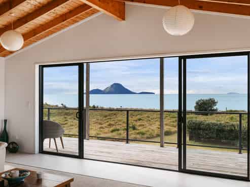 32e Ohuirehe Road, Coastlands