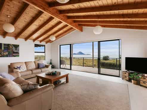 32e Ohuirehe Road, Coastlands