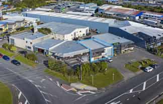 Corner Site Warehouse Available in Swanson