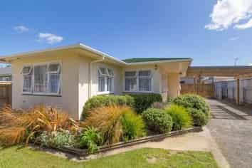 31 Edinburgh Street, Levin