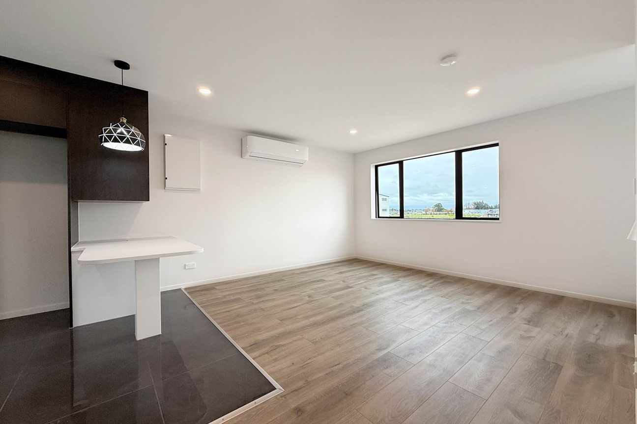Spacious, Stylish & Low-Maintenance Living in ... - Widok 6