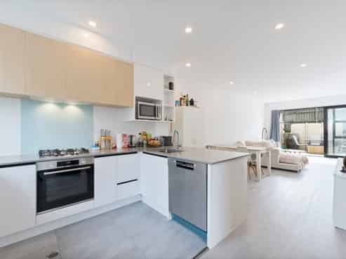 43B Fitzherbert Avenue, West Harbour