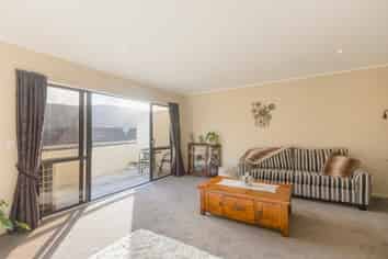 1/14 Duncan Street, Tawa
