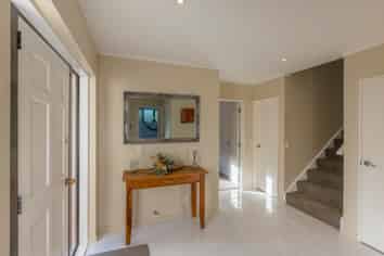 1/14 Duncan Street, Tawa