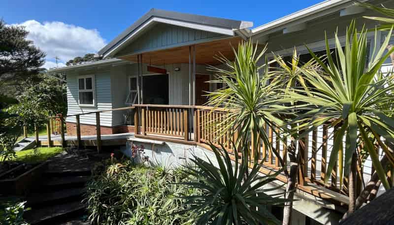 207 Bethells Road, Bethells Beach