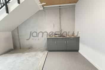 Builders & Contractors Office Not to be MISS