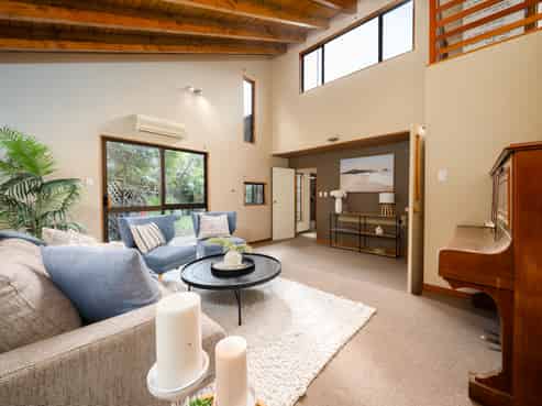 3 Rokewa Way, Paparangi