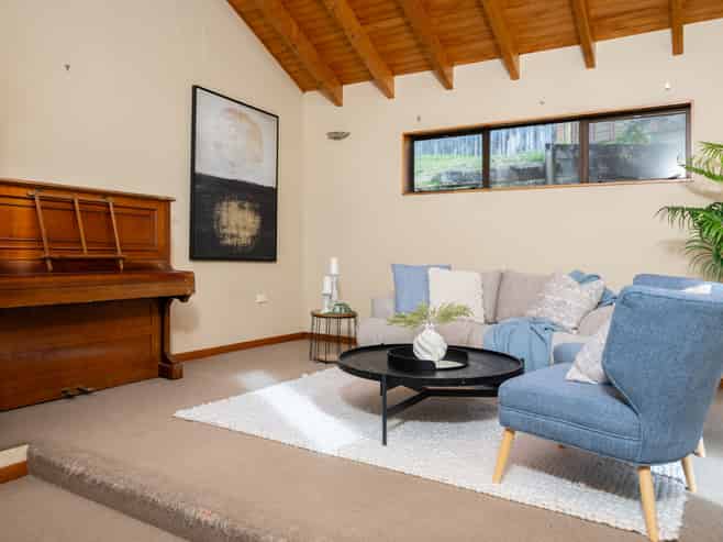 3 Rokewa Way, Paparangi