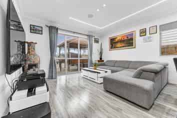 15  Uru Drive, Flat Bush