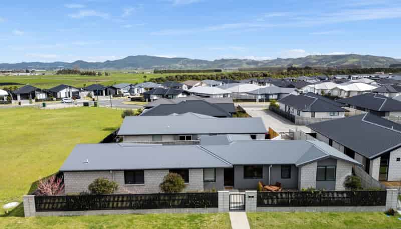 204 Te Okuroa Drive, Papamoa