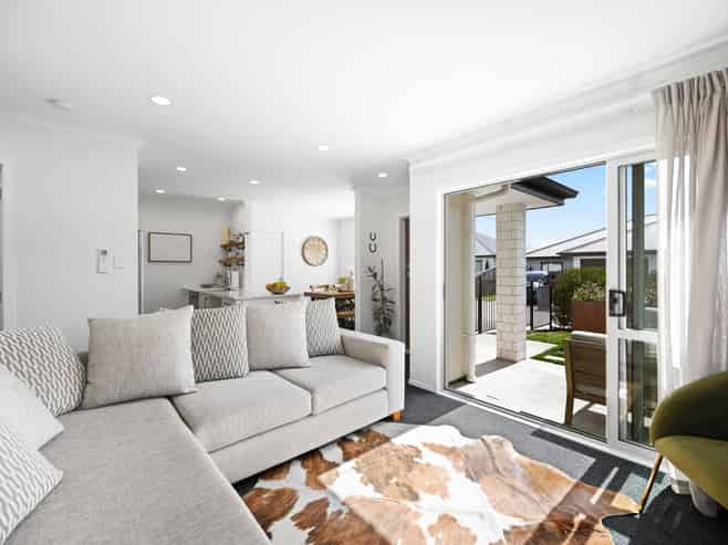 2/25 MacCallum Court, Rototuna