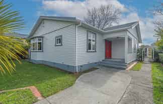 10 Hunia Street, Marton