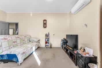 63a Hillside Road, Papatoetoe