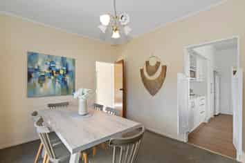 111 Moorefield Road, Johnsonville