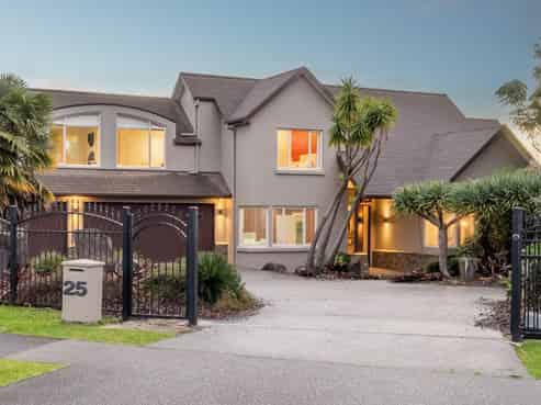 25 Anaheim Boulevard, Shamrock Park