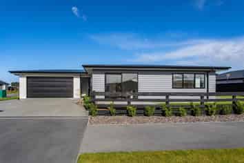 76 Benashet Dr, Lincoln