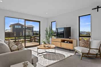 76 Benashet Dr, Lincoln
