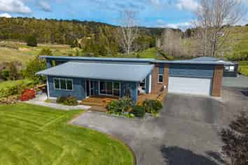 36 Purakau Road, MAUNU