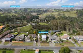 83 Sunnyvale Road, Massey