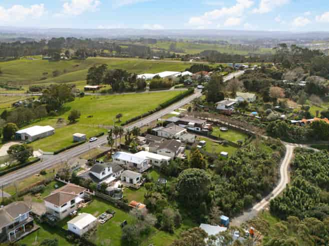 83 Sunnyvale Road, Massey