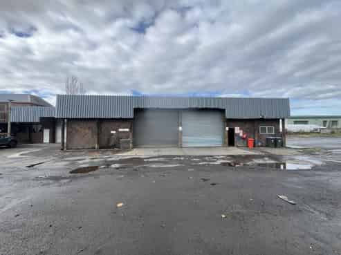 Large scale yard plus workshop – Otahuhu
