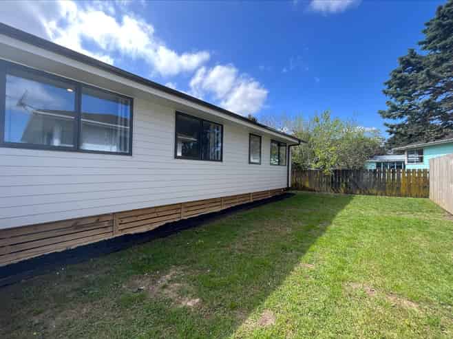 43A Beeston Crescent, Manurewa